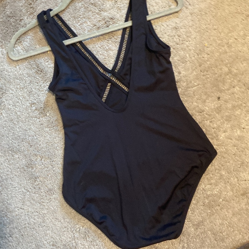 Michael Kors Women’s Black Size 8 One Piece Bathing Suit - Picture 5 of 9